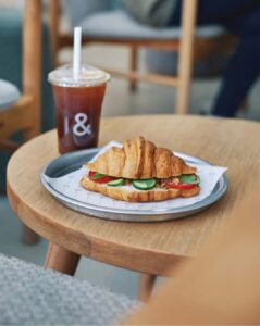 کای کافه تهران KAI Coffee Tehran – تدیس TEDIS Platform – کافه و رستوران – فروشگاه ها – تخفیف های فصلی – تخفیف فروشگاه ها کای کافه تهران KAI Coffee Tehran - تدیس TEDIS Platform - کافه و رستوران - فروشگاه ها - تخفیف های فصلی - تخفیف فروشگاه ها